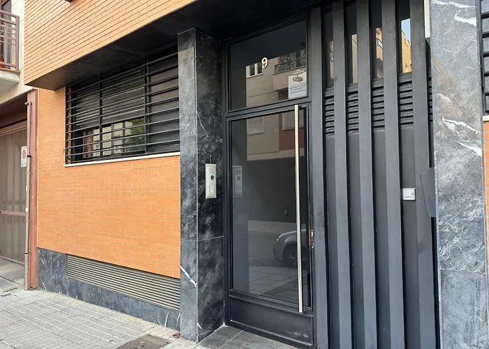 Duplex Centrico Con Terraza Y Parking Gratuito * Córdoba