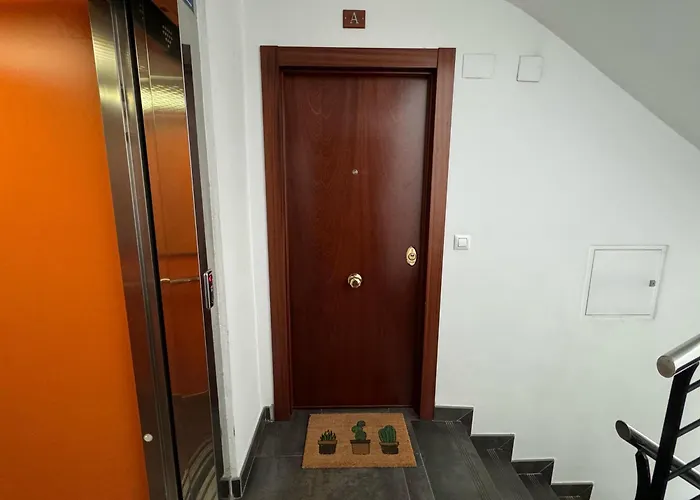 Duplex Centrico Con Terraza Y Parking Gratuito Διαμέρισμα *