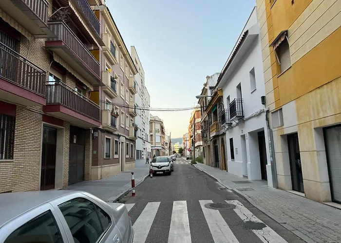 Duplex Centrico Con Terraza Y Parking Gratuito קורדובה