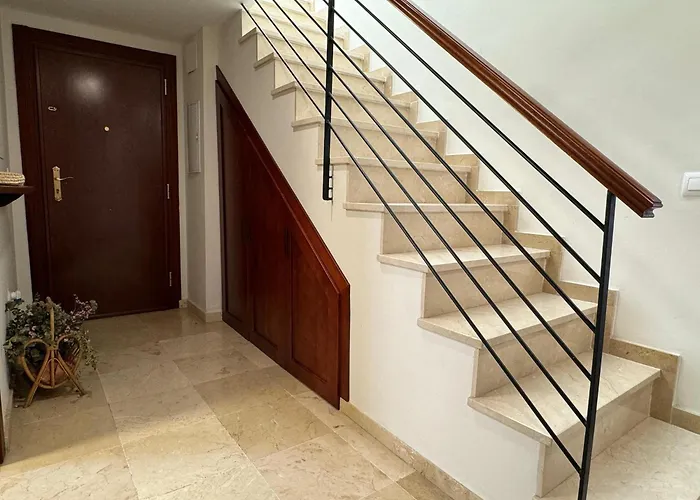 Duplex Centrico Con Terraza Y Parking Gratuito דירה *